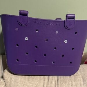 Purple simple modern tote
